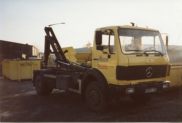 Früher LKW von Hirsch auf dem Betriebshof in Bremen